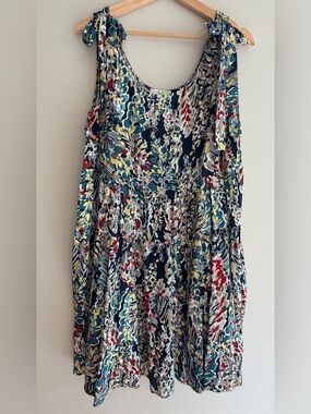 Sleeveless Floral Dress - Multicolor